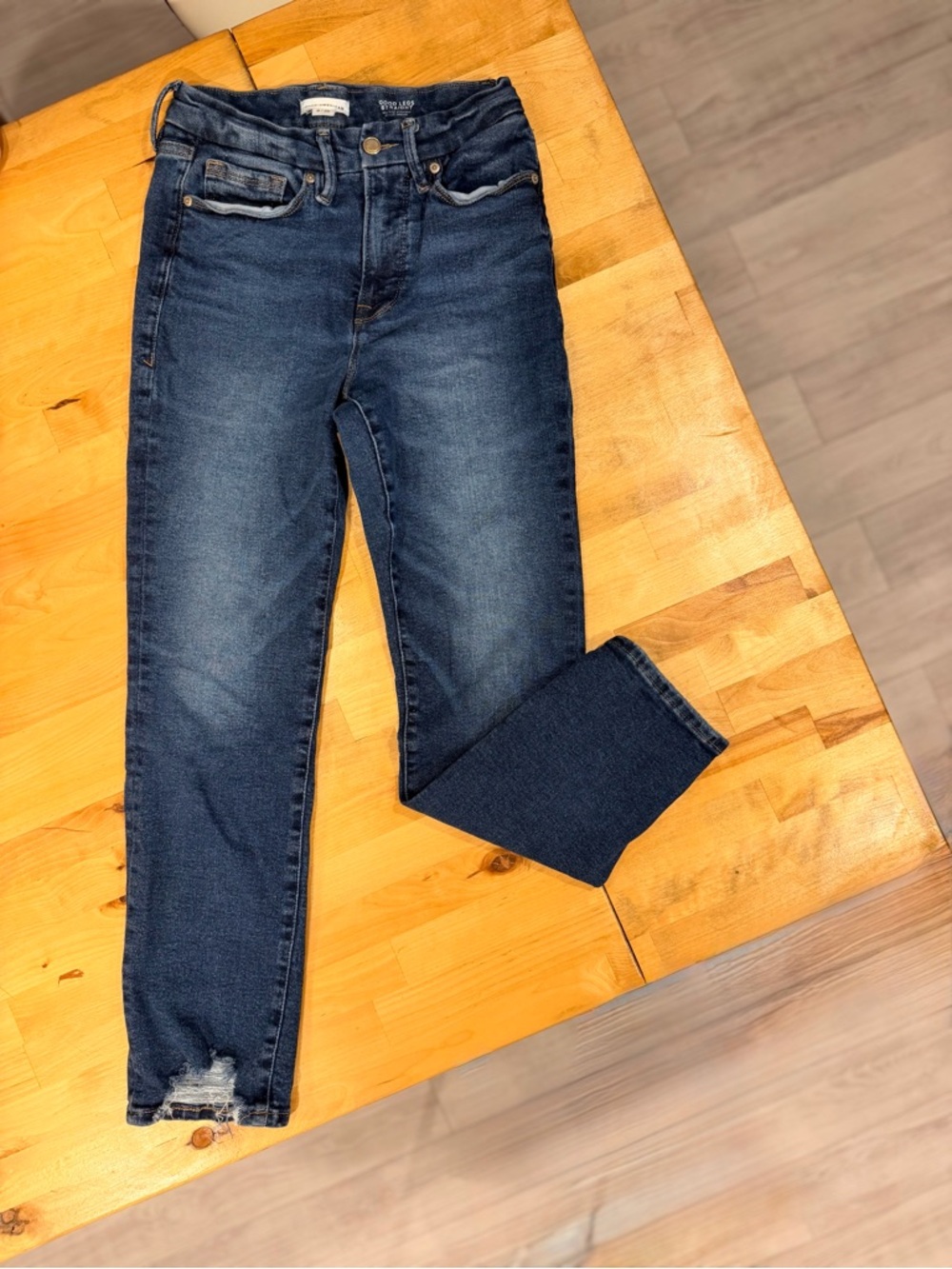Good American Dark Blue Skinny Jeans with Distressed Hem